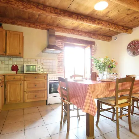 Casa vacanze Aurec-sur-loire, 4 Pièces, 6 Personnes - Fr-1-582-191 *